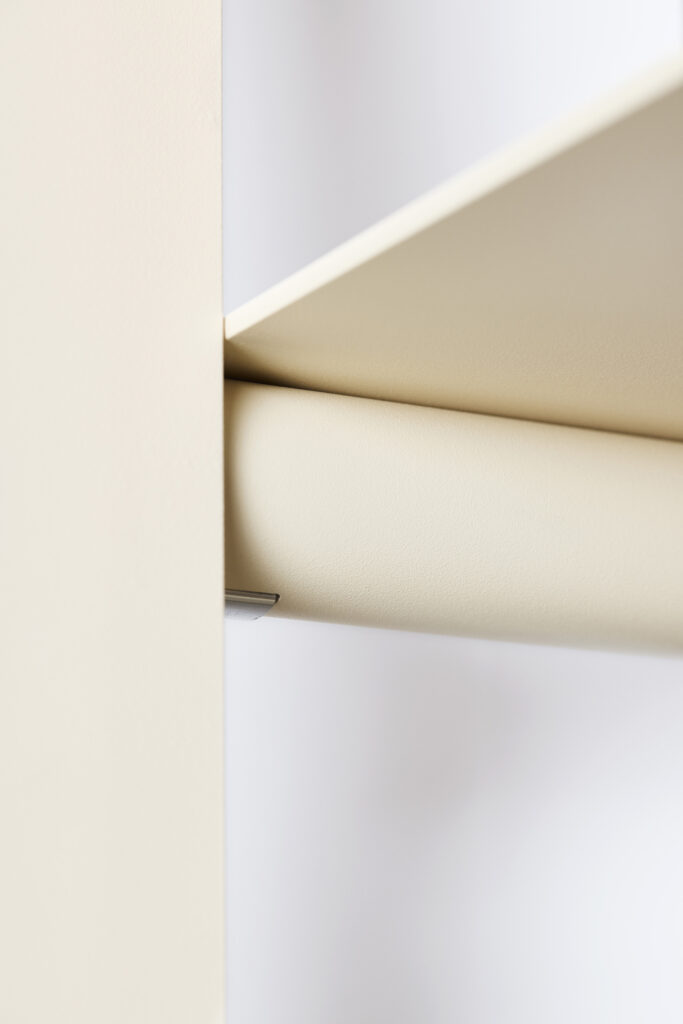 Akuart-Image-Bank-Packshots-In-Your-Room-Image-17