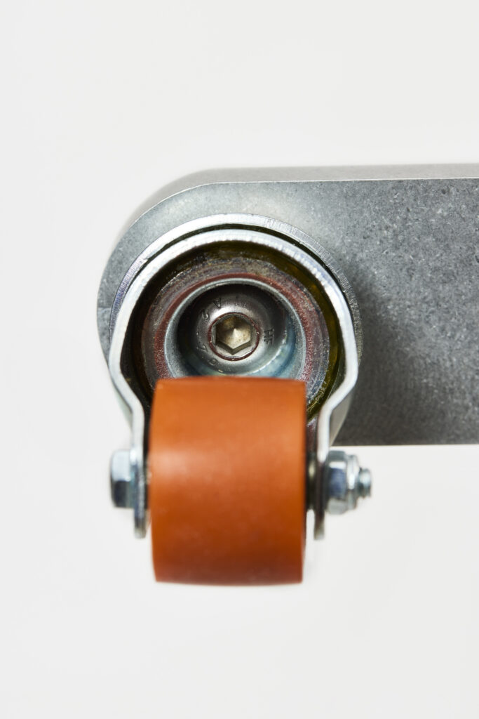 Akuart-Image-Bank-Packshots-Mobile-Writing-Board-Image-20