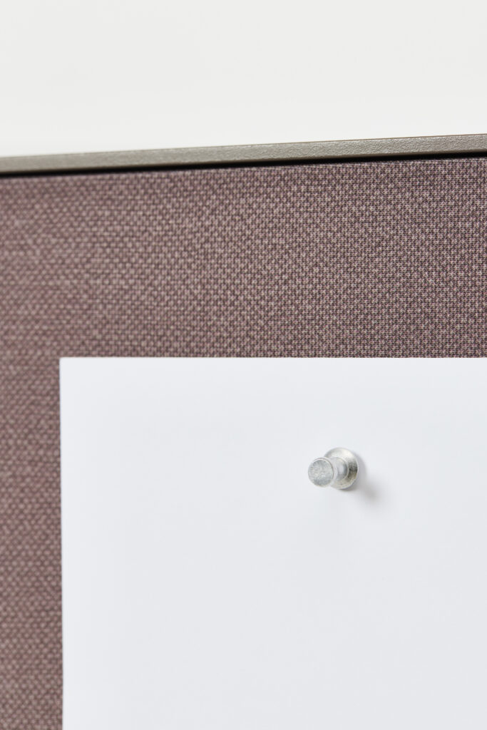 Akuart-Image-Bank-Packshots-Supersonic-Floor-Screen-Image-11