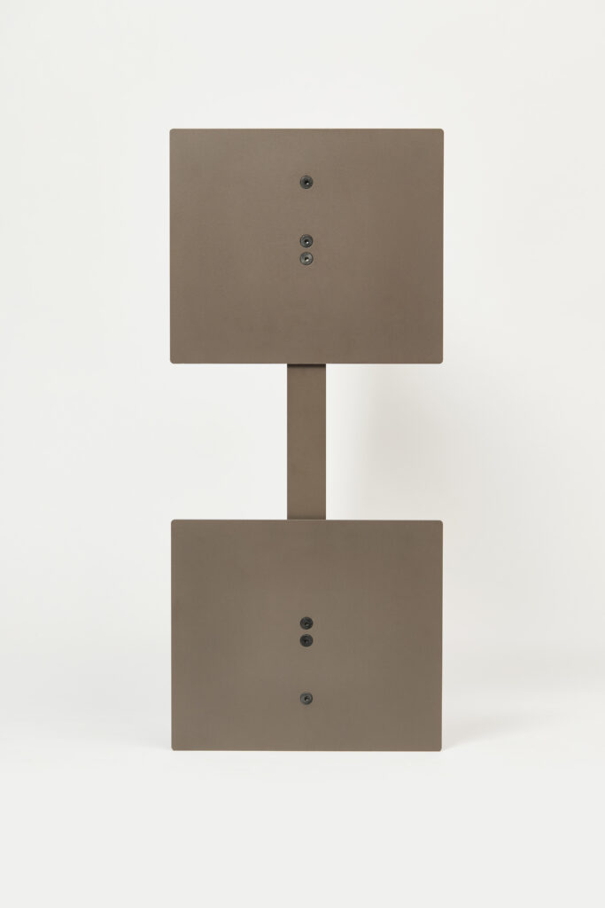 Akuart-Image-Bank-Packshots-Supersonic-Floor-Screen-Image-17