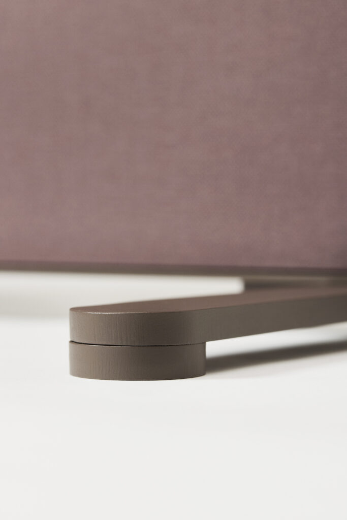 Akuart-Image-Bank-Packshots-Supersonic-Floor-Screen-Image-24