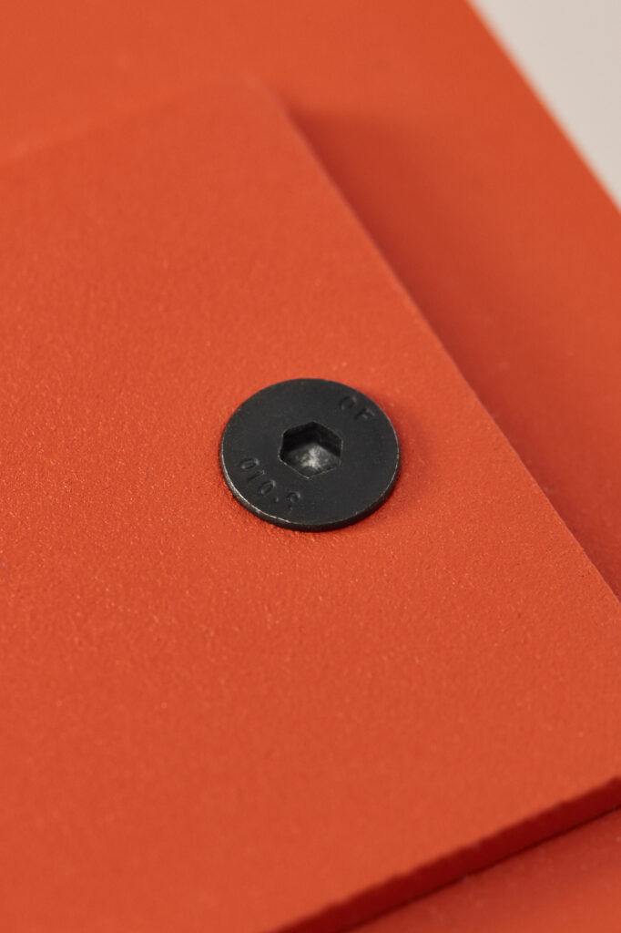 Akuart-Image-Bank-Packshots-Supersonic-Shelving-Screen-Image-10