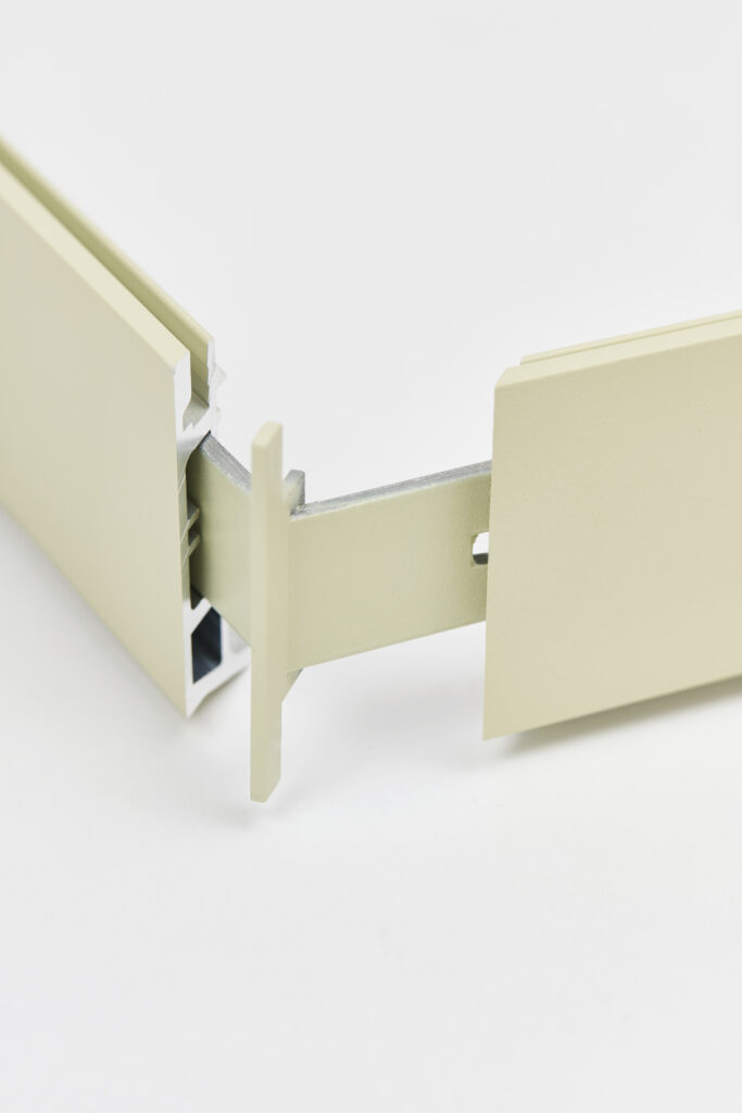 Akuart-Image-Bank-Packshots-Wall-Panel-Artwork-Image-21