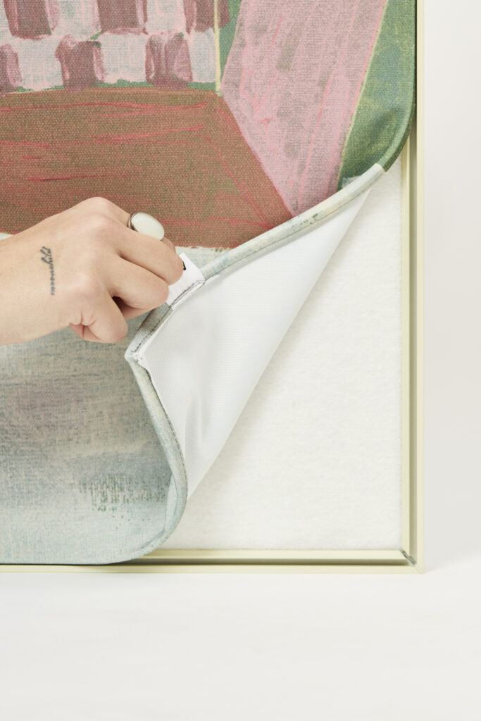 Akuart-Image-Bank-Packshots-Wall-Panel-Artwork-Image-9