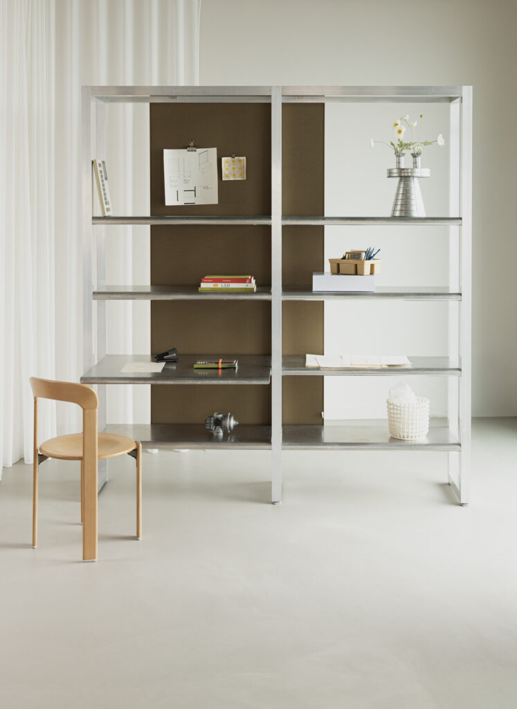 Akuart-Image-Bank-Lifestyle-Control-Image-1