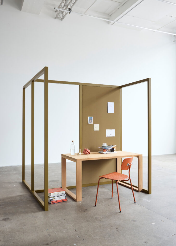 Akuart-Image-Bank-Lifestyle-In-Your-Room-Image-24