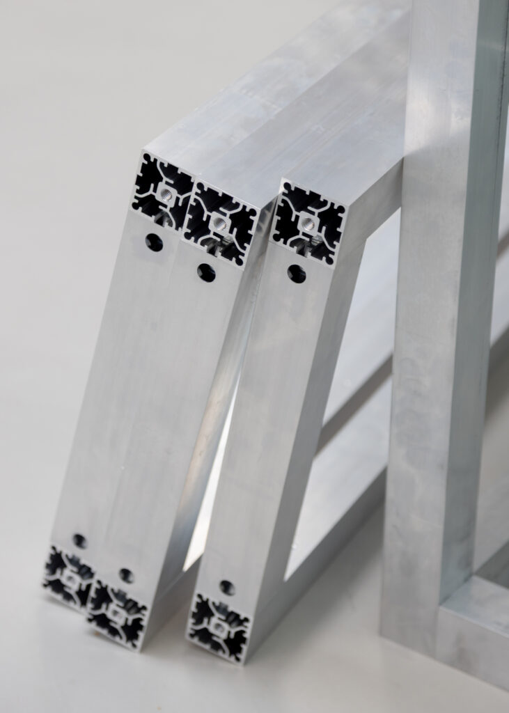 Akuart-Image-Bank-Lifestyle-In-Your-Room-Image-37