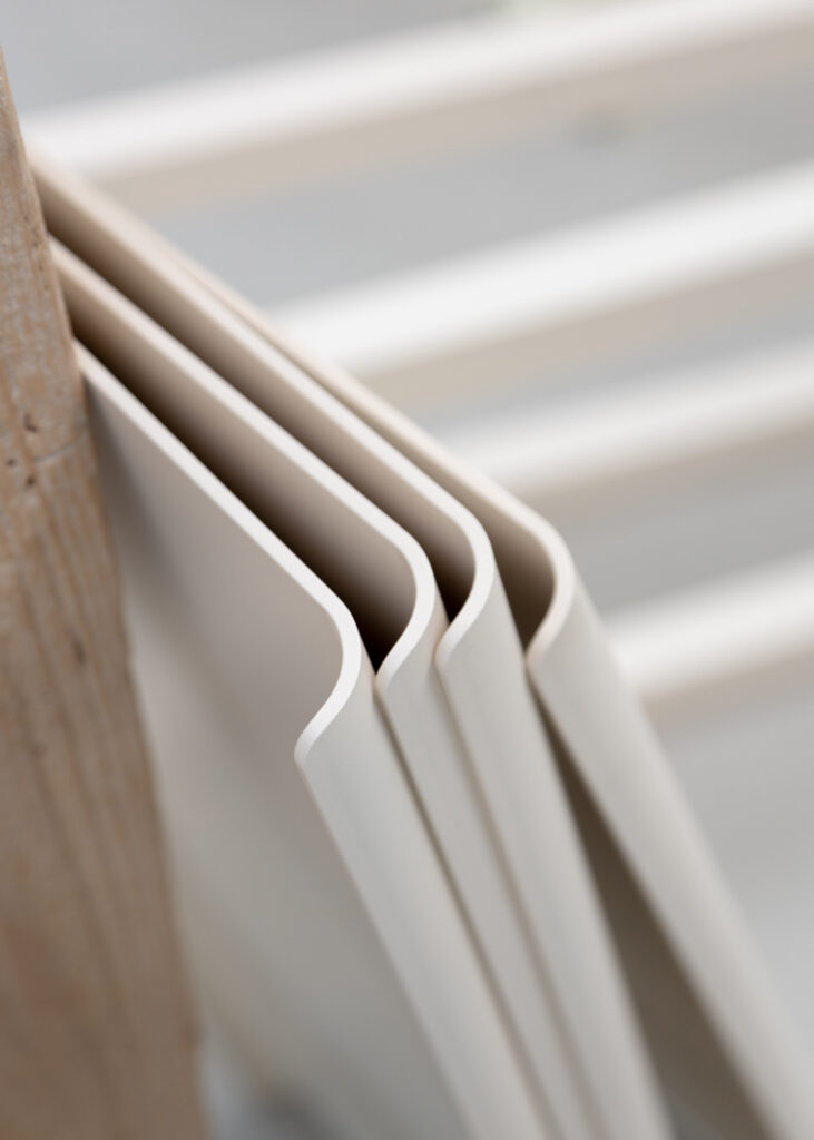 Akuart-Image-Bank-Lifestyle-In-Your-Room-Image-38